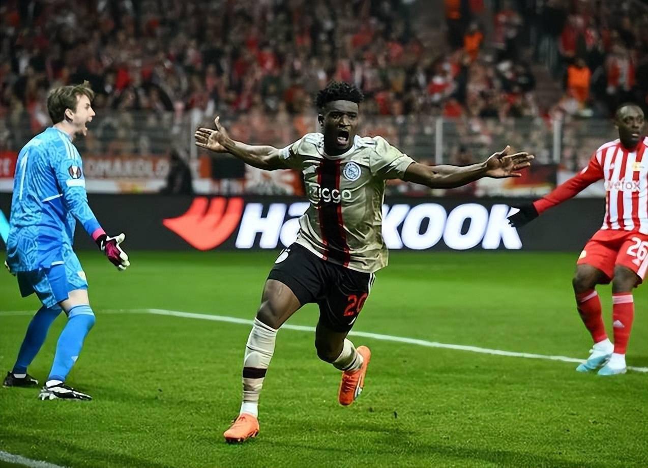 开云体育-窗口期曼城备战荷甲，复出首秀细节曝光，话题不断，纪律约束更严格(曾泽生50军汉江阻击战)