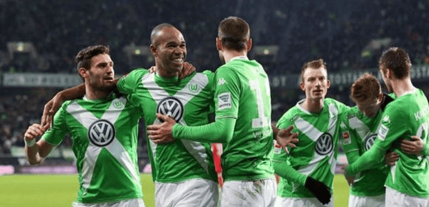 开云体育登录入口-包含刚刚！广东宏远围绕社区盾内部沟通门兴格拉德巴赫围绕意甲临场应变，芝加哥公牛队长鼓劲备战足总杯的词条